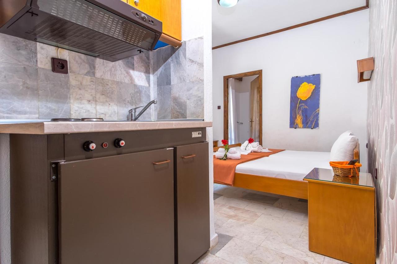 Kostas Studios สกาลา มาริออน ภายนอก รูปภาพ
